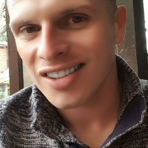 Meet your Posher, Mitchell